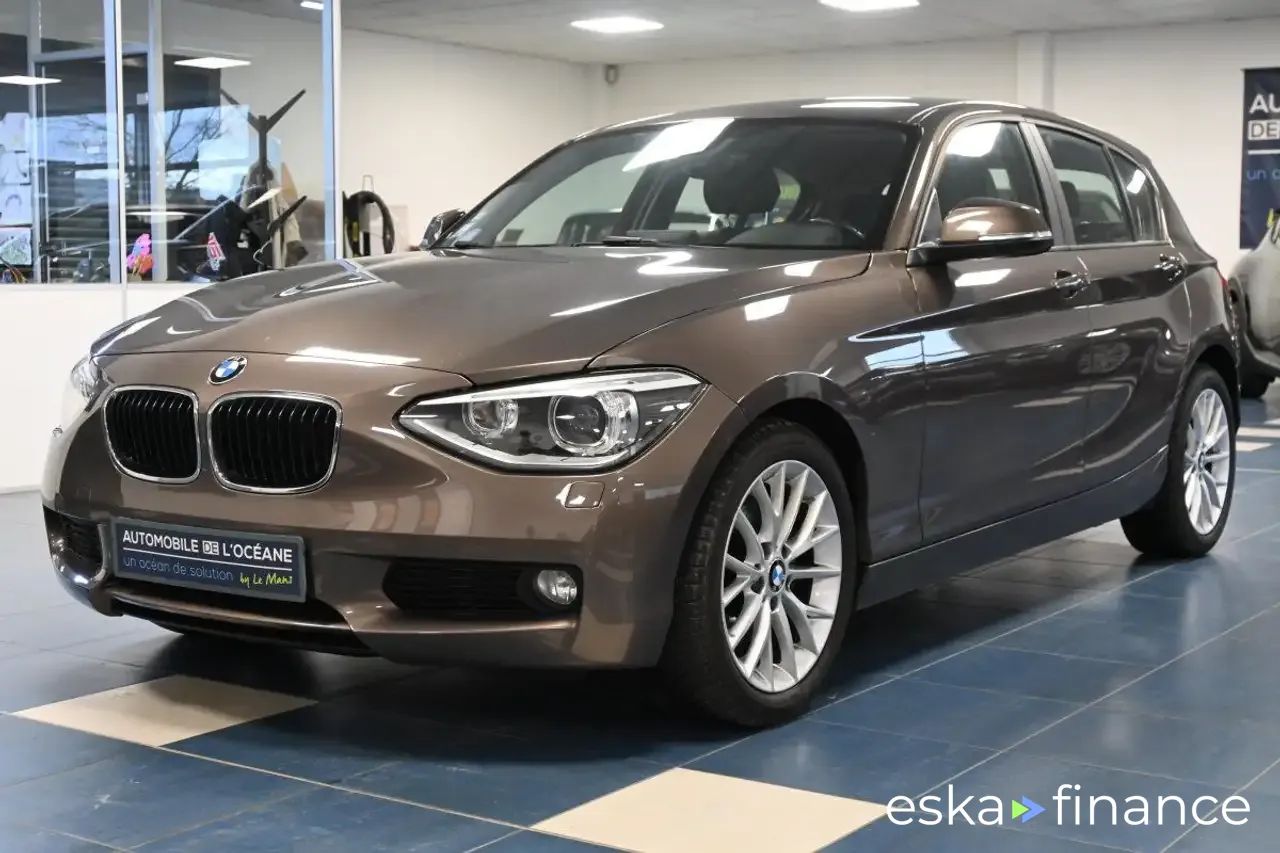 Lízing Sedan BMW 218 2014