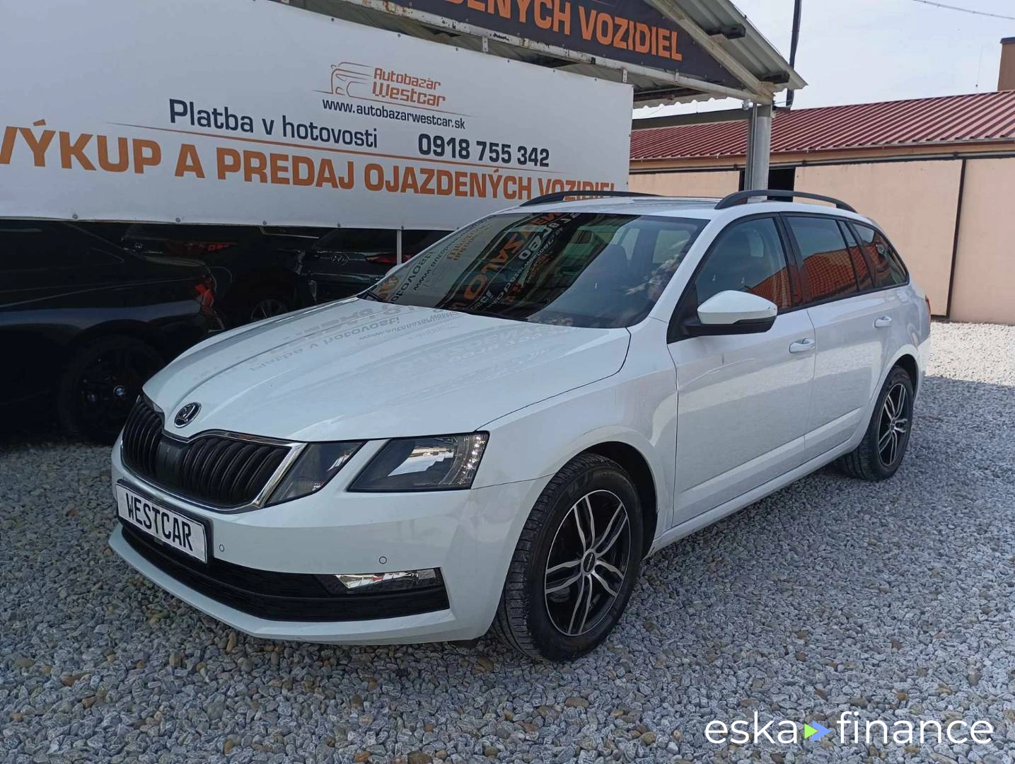 Wóz Skoda OCTAVIA COMBI 2017