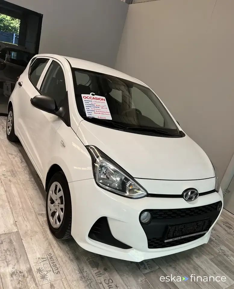 Leasing Hatchback Hyundai i10 2017