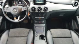 Leasing Hatchback MERCEDES B 180 2016
