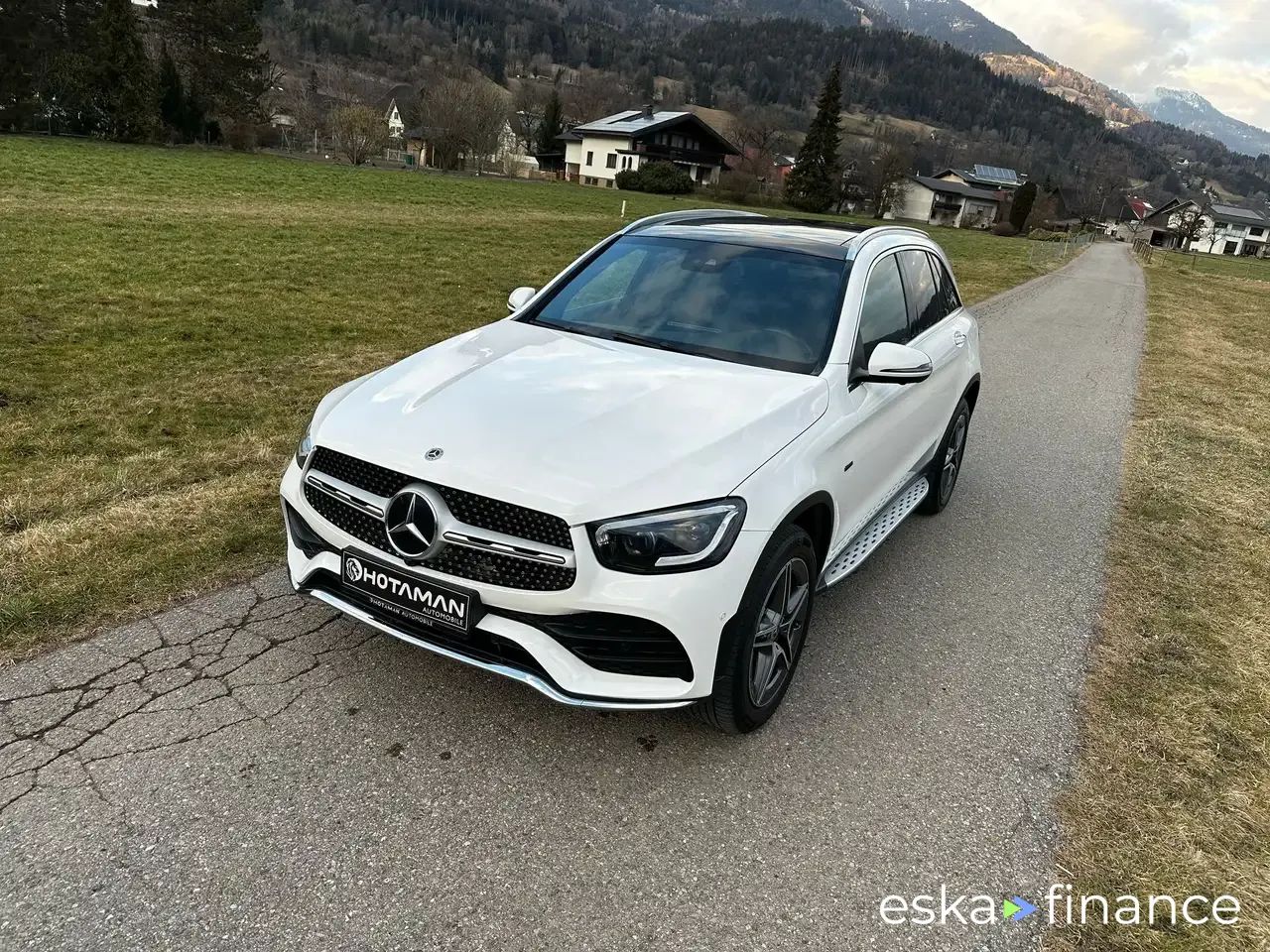 Finansowanie SUV MERCEDES GLC 300 2021