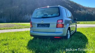 Lízing Hatchback Volkswagen Touran 2010