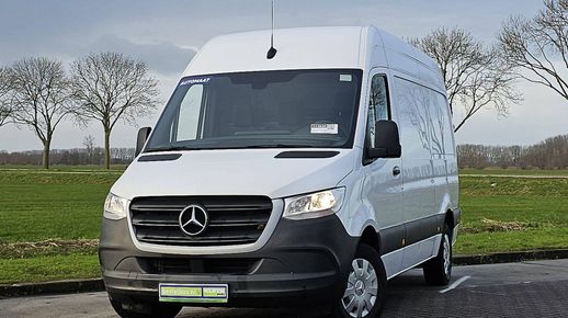 Mercedes-Benz SPRINTER 317 2023