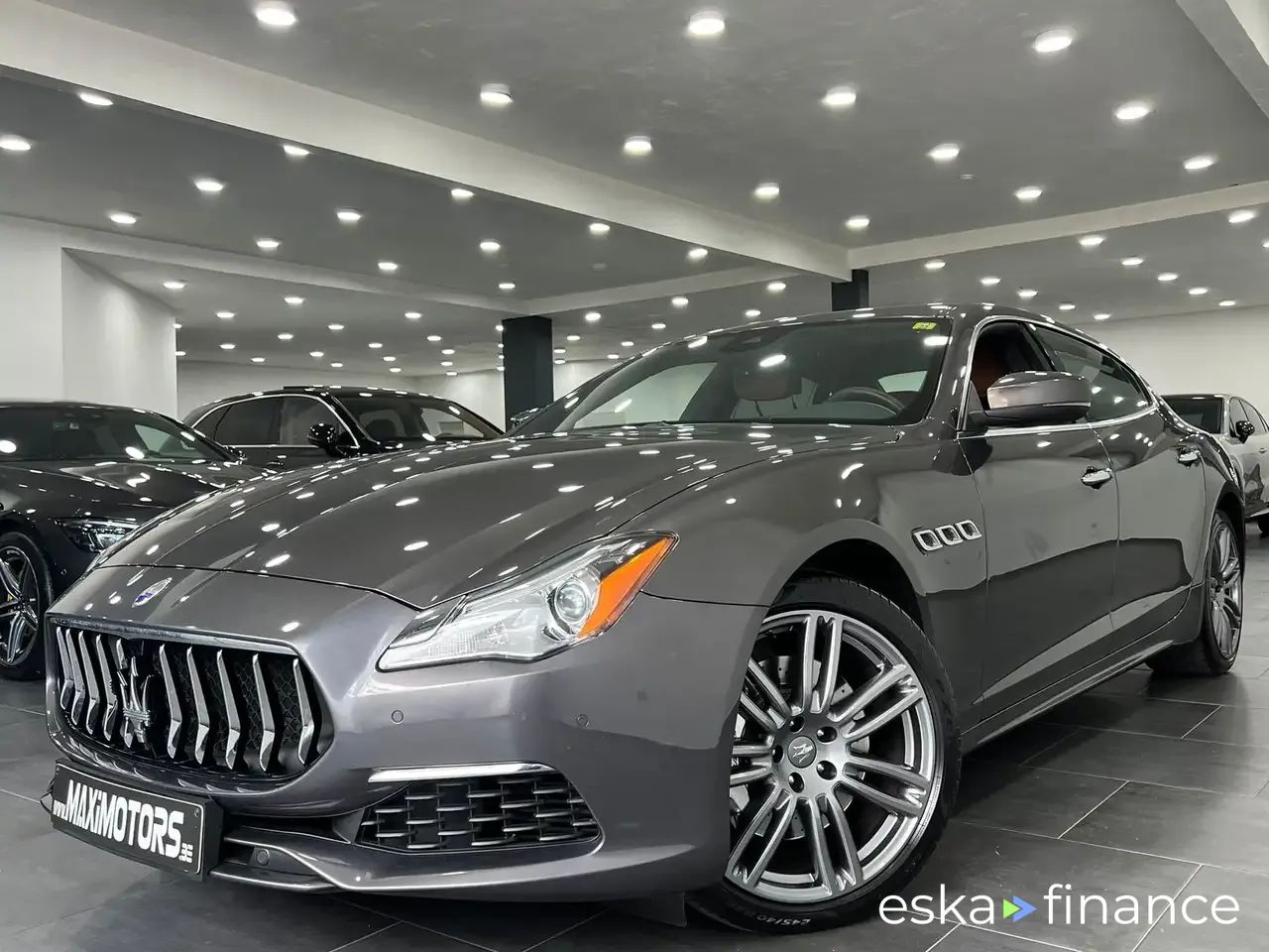 Lízing Sedan Maserati Quattroporte 2018