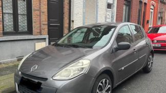 Lízing Sedan Renault Clio 2010