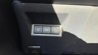Lízing Sedan Toyota Yaris 2020