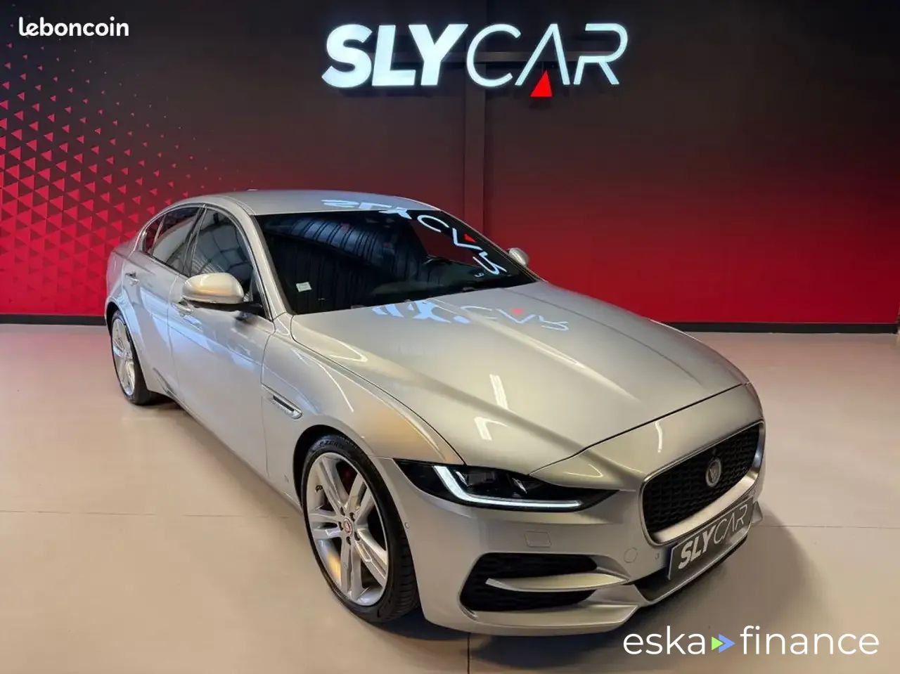 Finansowanie Sedan Jaguar XE 2019