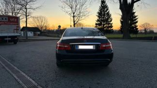 Lízing Kupé MERCEDES E 200 2011