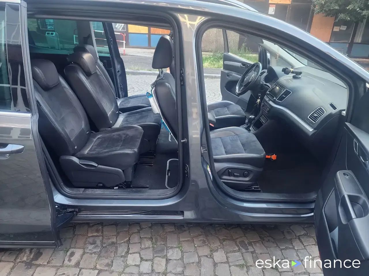 Lízing Hatchback Volkswagen Sharan 2011