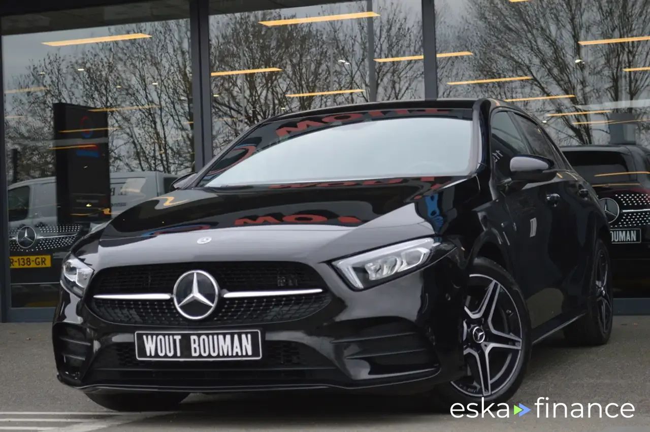 Leasing Hatchback MERCEDES A 250 2020