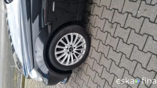 Lízing Sedan MERCEDES C 180 2013
