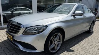 Lízing Sedan MERCEDES C 180 2018