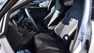 Leasing Sedan Volkswagen Golf 2023