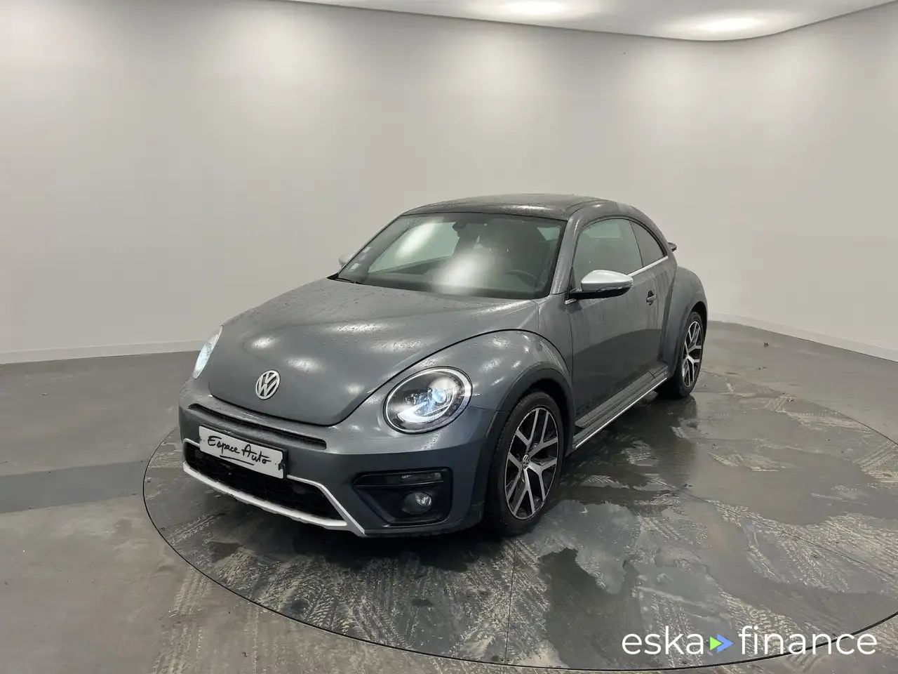 Leasing Sedan Volkswagen COCCINELLE 2017