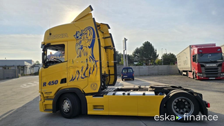 Ciągnik siodłowy Scania R450 2022