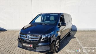 Leasing Hatchback MERCEDES V 220 2023