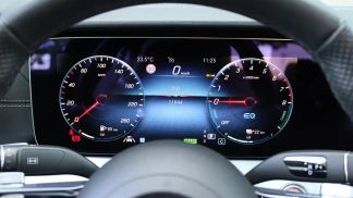 Lízing Sedan MERCEDES E 300 2023