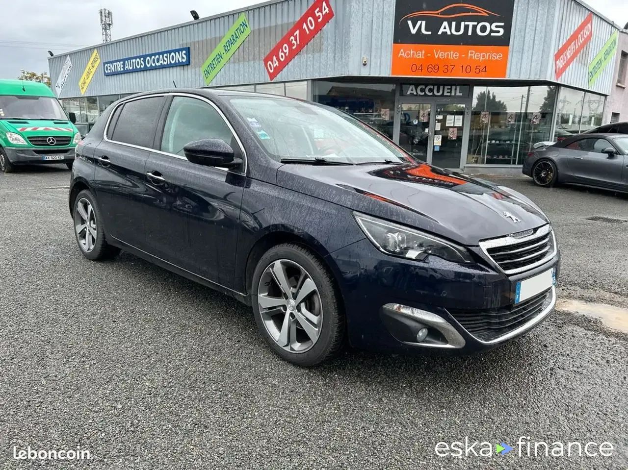 Lízing Sedan Peugeot 308 2015