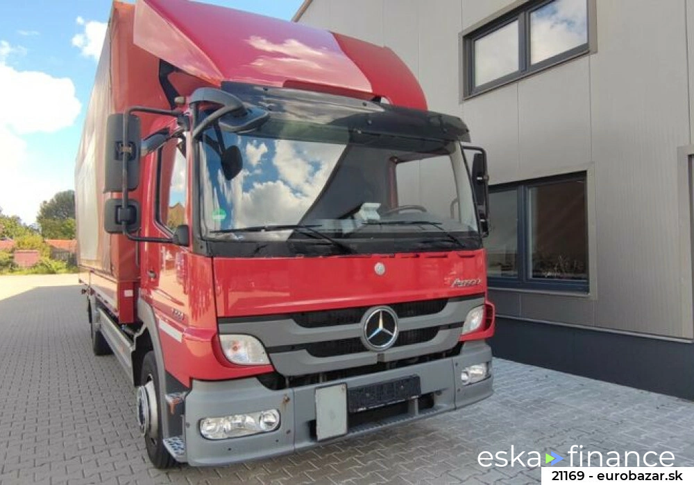 Financování Nákladní auto (podvozek) Mercedes-Benz Atego 2014