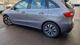 Lízing Hatchback MERCEDES B 180 2019