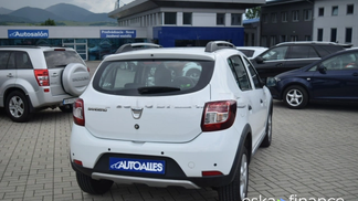 Lízing Hatchback Dacia Sandero 2014