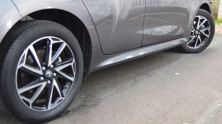 Leasing Sedan Toyota Yaris 2022