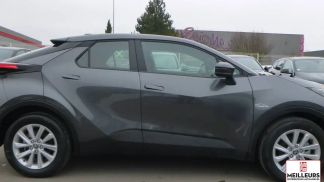 Leasing SUV Toyota C-HR 2025