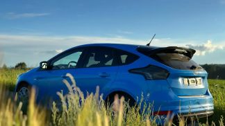 Lízing Sedan Ford Focus 2025