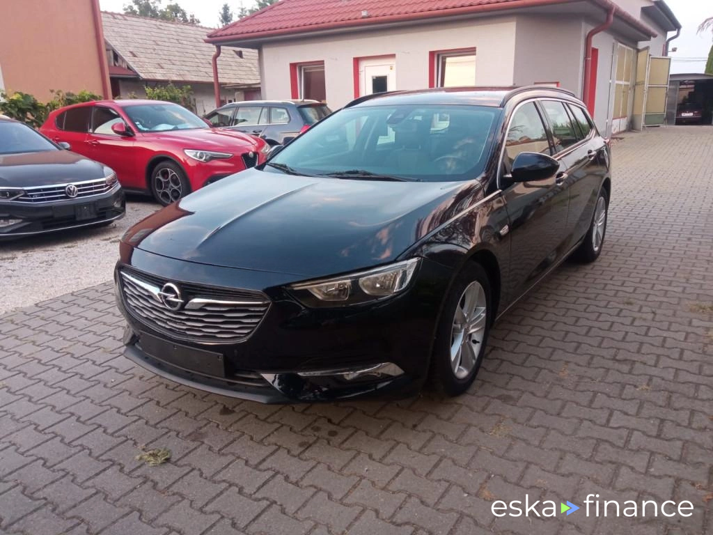 Wóz Opel Insignia 2018