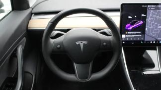 Lízing Sedan Tesla Model 3 2019