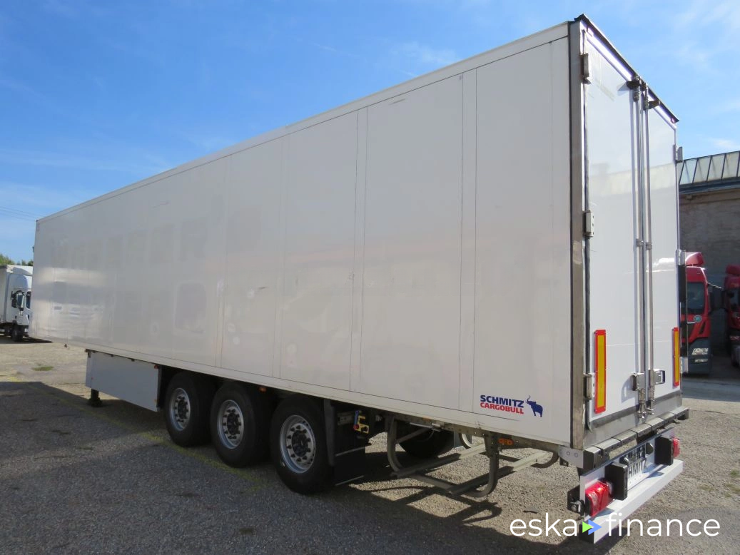 Leasing Semi-trailer CARRIER MAXIMA 1300 2011