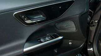 Leasing Sedan MERCEDES C 180 2024