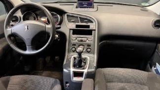 Leasing Hatchback Peugeot 5008 2011