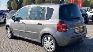 Lízing Hatchback Renault Grand Modus 2011