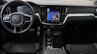 Lízing Sedan Volvo S60 2021