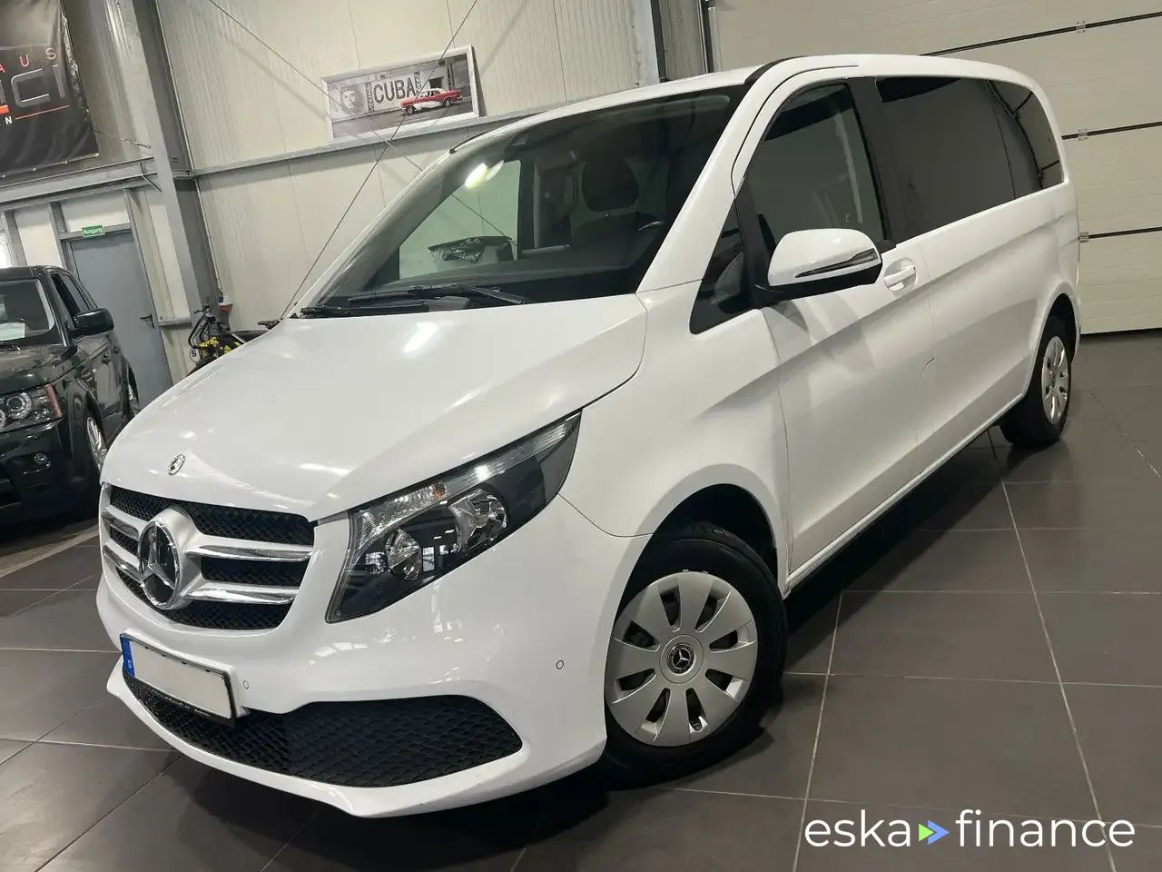 Leasing Hatchback MERCEDES V 220 2019