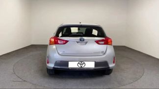 Leasing Sedan Toyota Auris 2014