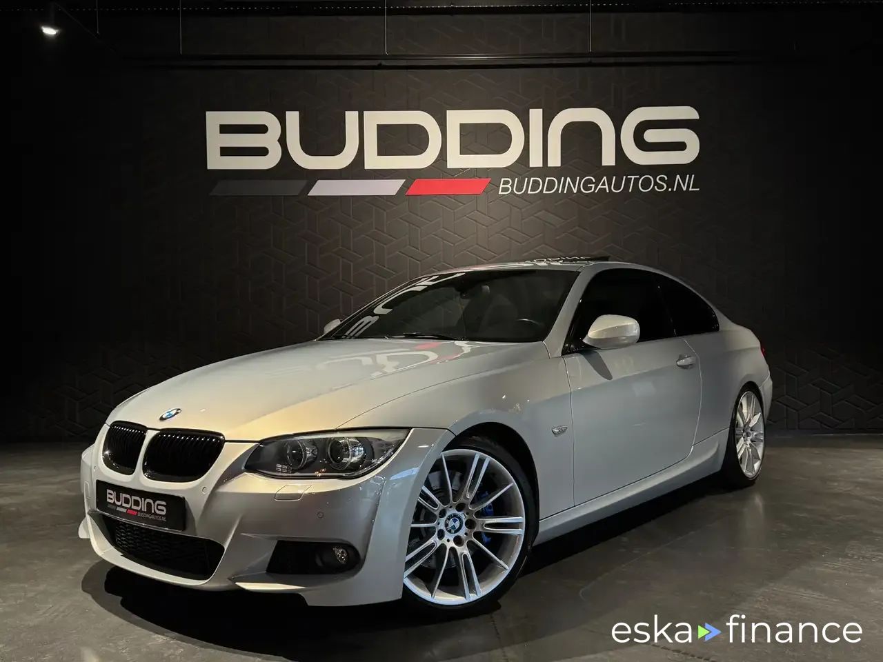Lízing Kupé BMW 335 2011