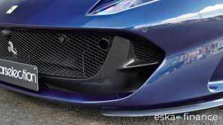 Leasing Convertible Ferrari 812 2025