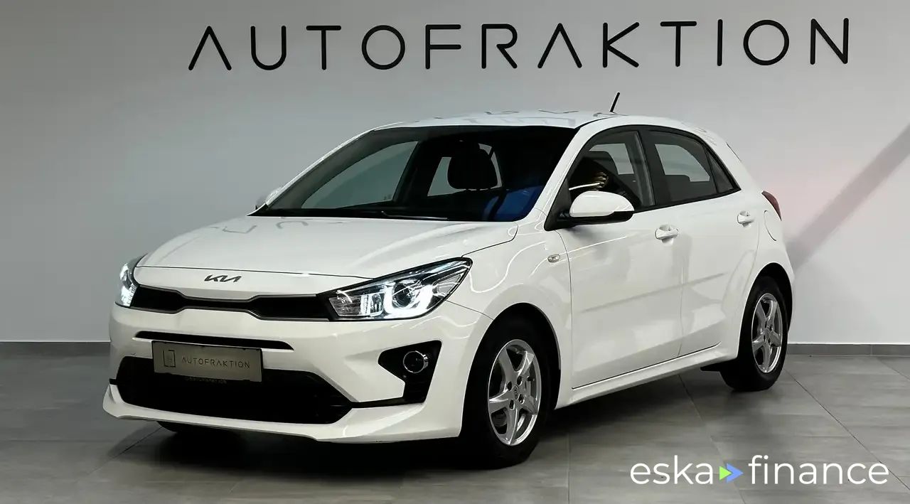 Financování Hatchback Kia Rio 2022