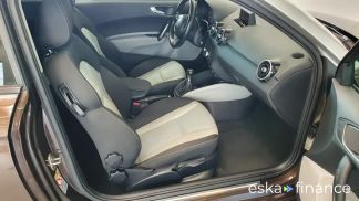 Lízing Hatchback Audi A1 2012