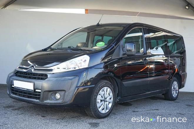 Leasing Hatchback Citroën Jumpy 2012