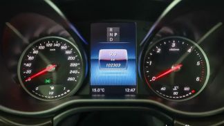 Lízing Hatchback MERCEDES V 300 2021