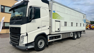 Specjalna ciężarówka Volvo FH460 2014