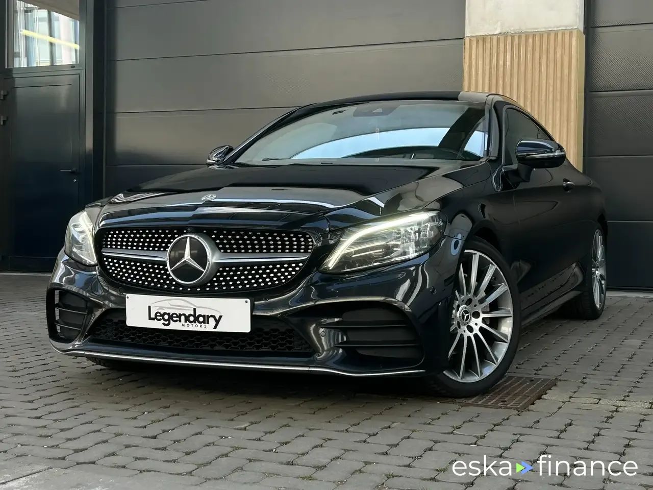 Financování Kupé MERCEDES C 220 2019