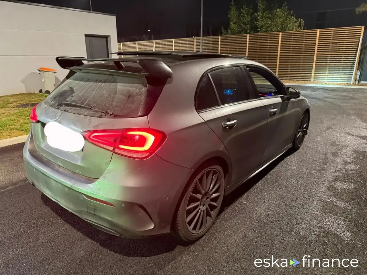 Lízing Sedan MERCEDES A 180 2019