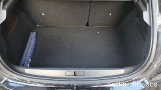 Lízing Hatchback Peugeot 208 2020