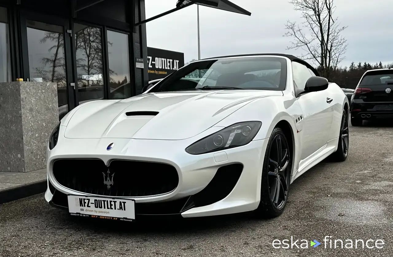 Leasing Convertible Maserati GranCabrio 2015