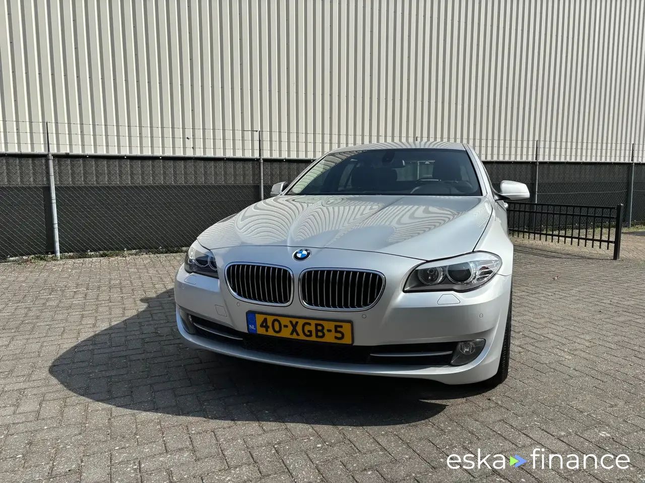 Finansowanie Wóz BMW 520 2012