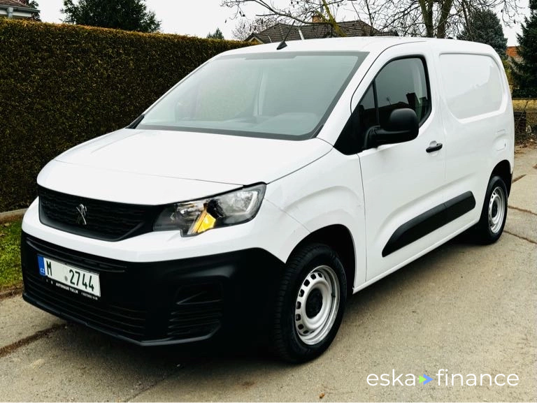 Lízing Van Peugeot Partner 2024